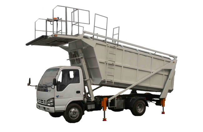 Garbage Collection Truck.jpg